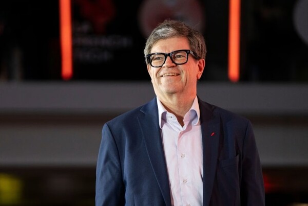 메타의 최고 인공지능(AI) 과학자이자 뉴욕대 교수인 얀 르쿤이 그간 몸담았던 메타를 떠날 계획인 것으로 알려졌다. / 블룸버그