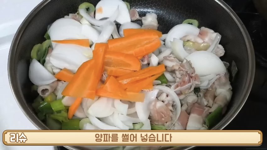 1ebec223e0dc2bae61abe9e74683716c1bb683795bf43cc4aa2cf1de3fdf1c2a0c87d2e33d264c7c0d3fd30a540ad4c45957