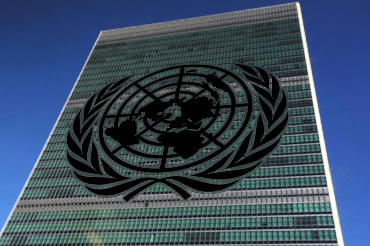 The United Nations logo is pictured in front of the UN Headquarters in New York. (Reuters-Yonhap)
