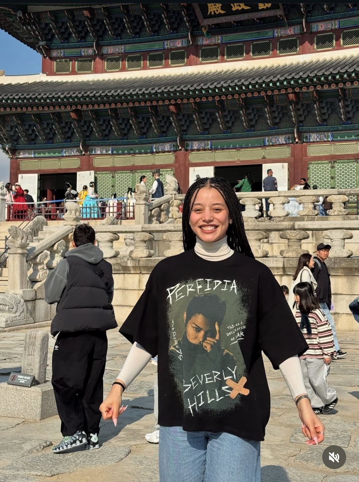 Chase Infiniti Payne, a rising Hollywood actor, poses for a photo at Gyeongbokgung Palace in Seoul, in this image posted on her social media on Monday. (Payne’s Instagram account)