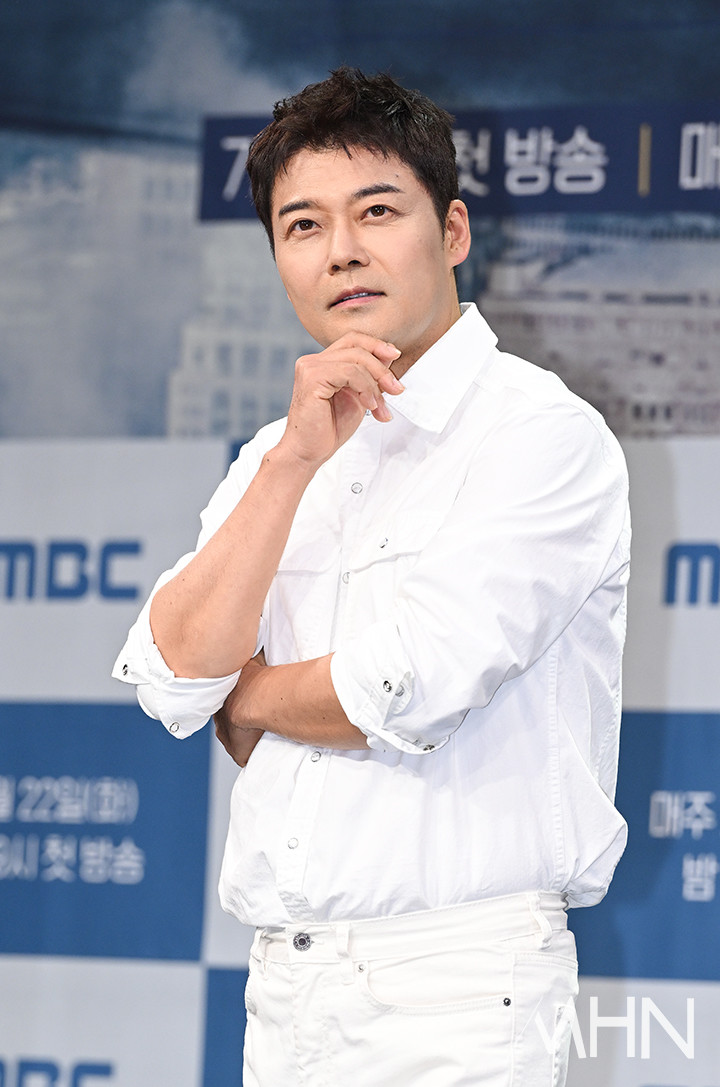 引用:MHN、チョン・ヒョンム、チョ・ヘウォンSNS