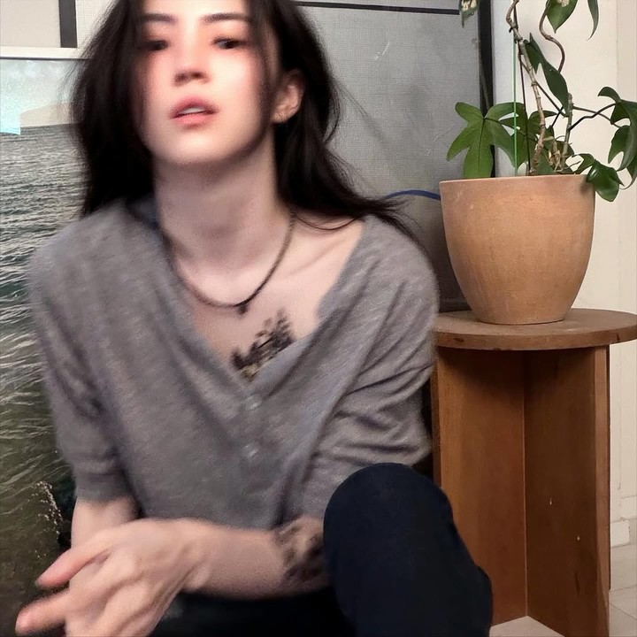 引用:ハン・ソヒ SNS