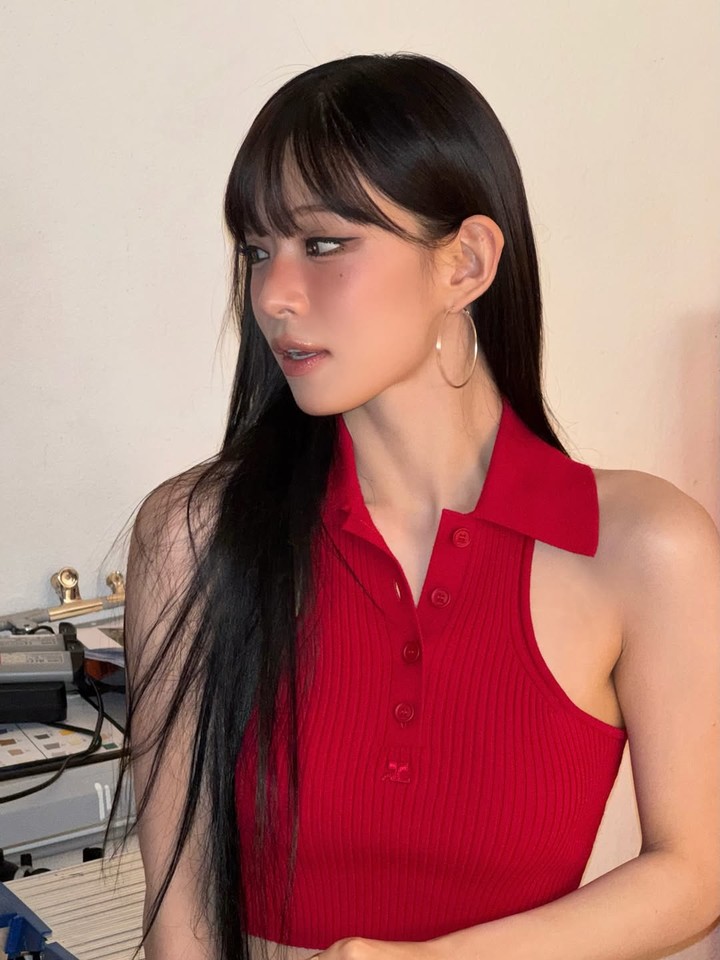 Credit: Lee Chaeyoung\'s Instagram