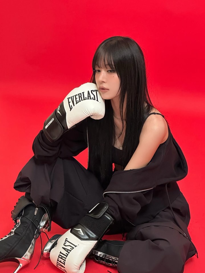 Credit: Lee Chaeyoung\'s Instagram