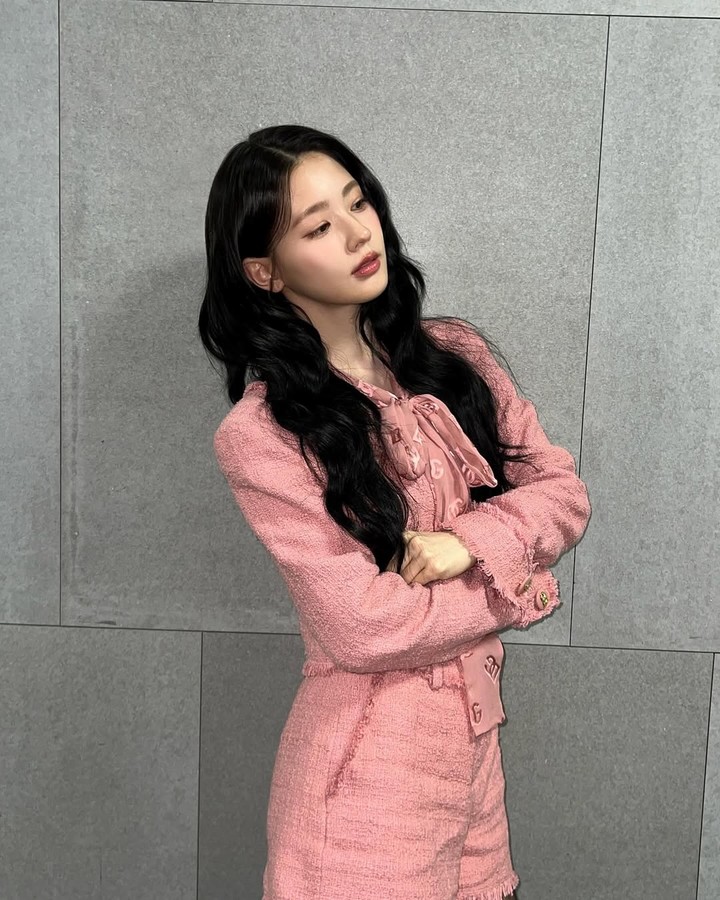 引用:バイポエムスタジオ、アリアナ・グランデ、IVE ウォニョン、TWICE ナヨン、i-dle ミヨン、Red Velvet ジョイ SNS