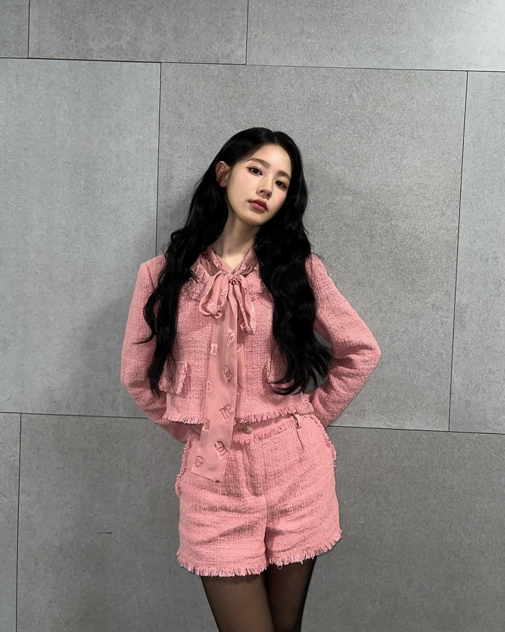 引用:バイポエムスタジオ、アリアナ・グランデ、IVE ウォニョン、TWICE ナヨン、i-dle ミヨン、Red Velvet ジョイ SNS