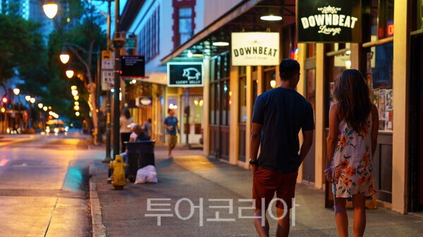 오아후 지역 예술과 미식의 중심지로 떠오르고 있는 호놀룰루 도심 차이나타운. /사진-하와이 관광청