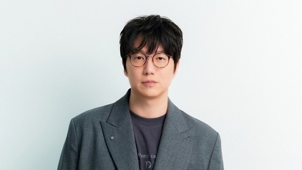 [사진=성시경 소속사 제공]