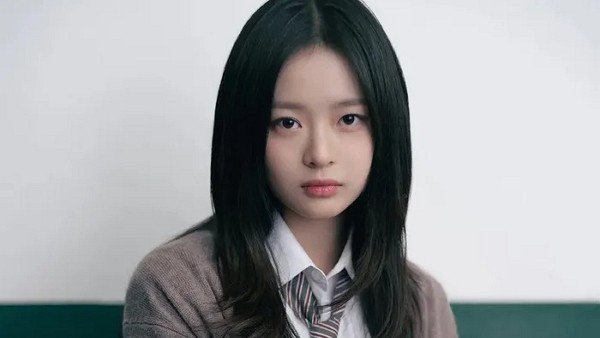 [사진=어도어]