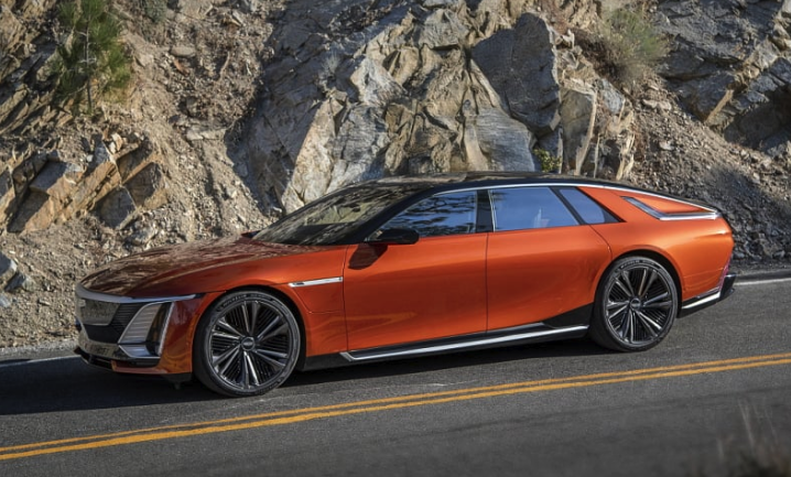 캐딜락의 최상위 수제 차량 셀레스틱 5억원대로 인상