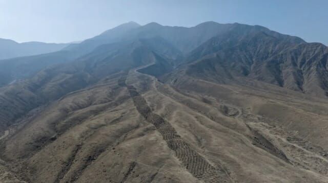  引用：JL・ボンガーズ、アンティクィティ・パブリケーションズ