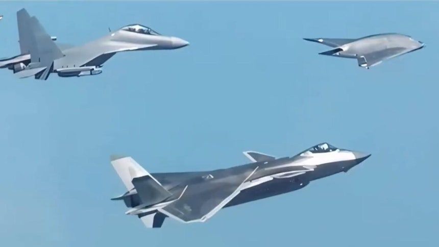 引用：中国空軍のウェイボーアカウント