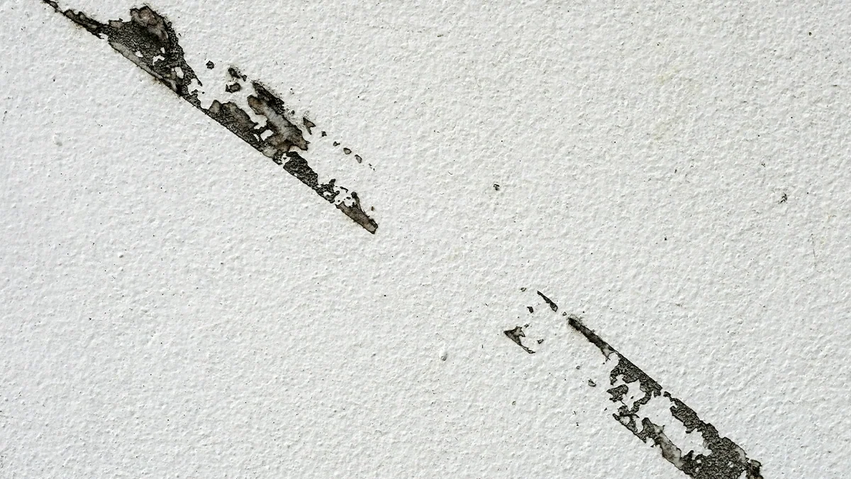 removing-sticky-residue-4