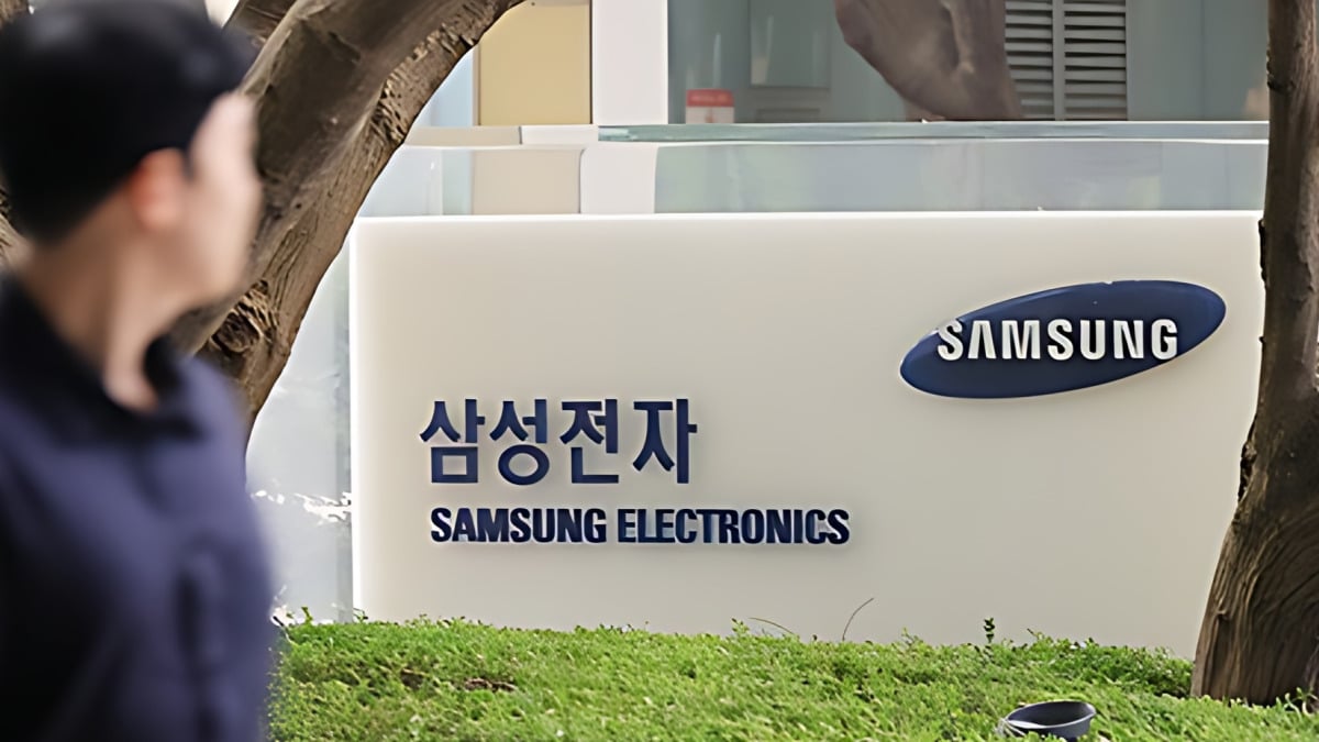 메모리 시장 호황에 Moodys Samsung Electronics stable