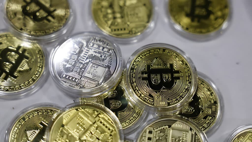 비트코인 악몽 Bitcoin Fluctuating Market Price (3)