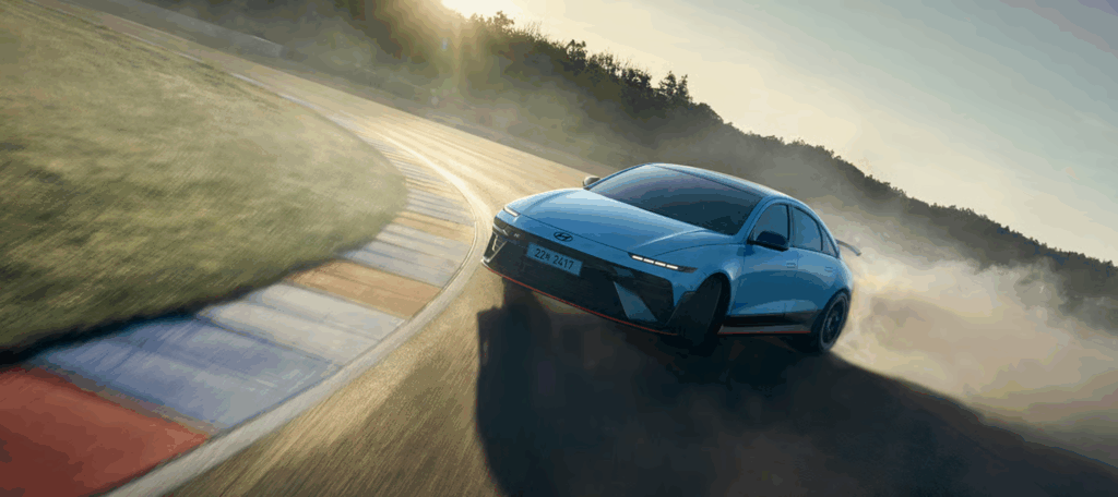 현대차 아이오닉 6 N 11월의 차 선정