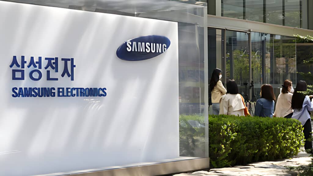 HBM도 메모리 반도체도 아니었다...삼성전자에 날아든 '빅 뉴스' 4 Tesla Produces AI Chip Samsung (3)