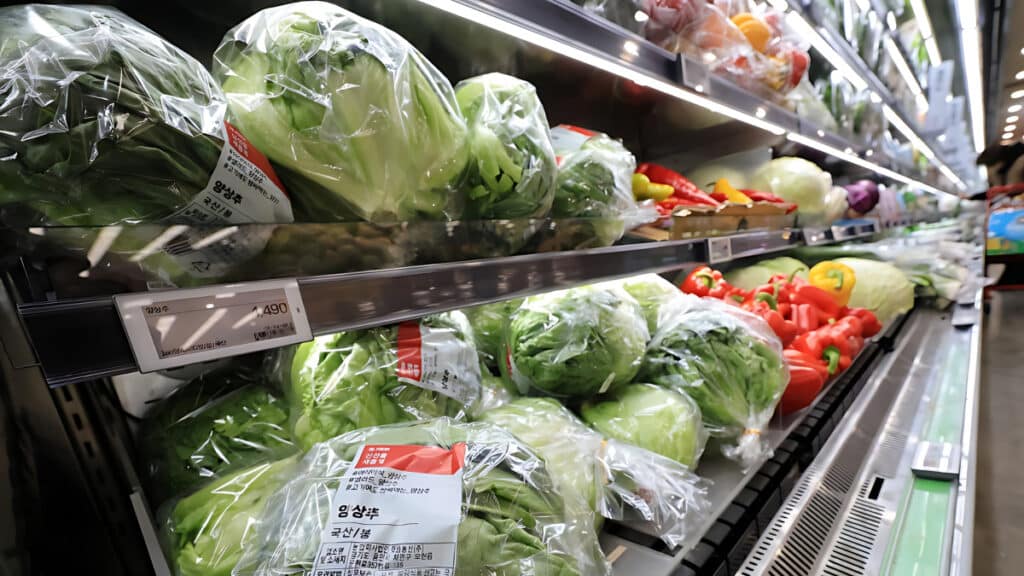 The price of lettuce tripled (3)