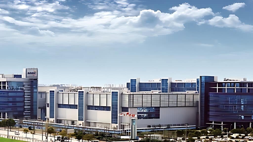 돈을 쏟아붓더니 SMIC net profit surges (5)
