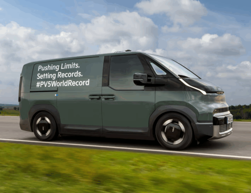 기아 PV5 카고 기네스 신기록 달성
