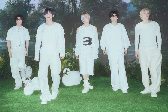  引用：BIGHIT MUSIC