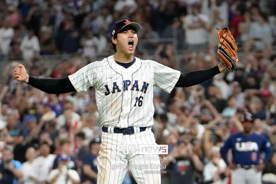 ▲ 오타니 쇼헤이는 2023 WBC 결승전에서 마무리로 등판해 팀 동료였던 마이크 트라웃을 삼진으로 돌려세우고 포효했다.