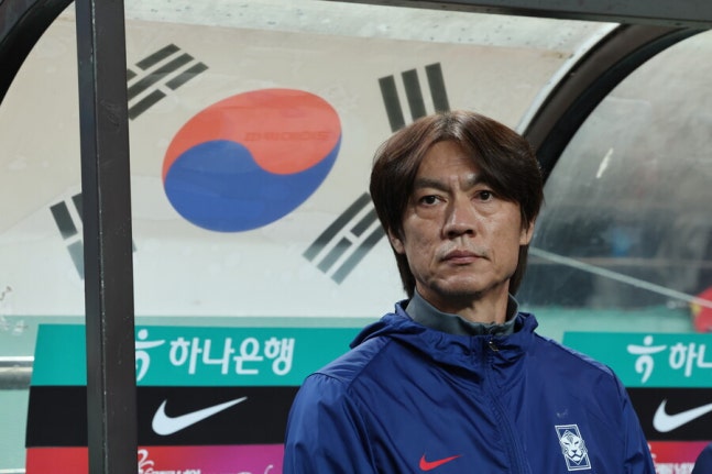 ▲ 홍명보호가 이번 두 경기에서 민심을 붙잡고 경기력과 전략적 목표를 모두 달성할 수 있을지, 팬들과 전문가들의 시선이 집중되고 있다. 11월 A매치는 단순 친선전이 아니라, 월드컵을 향한 중요한 여정의 시작점이자, 국내 축구 팬들에게 대표팀과 다시 호흡할 기회를 제공하는 시간이다. ⓒ 연합뉴스