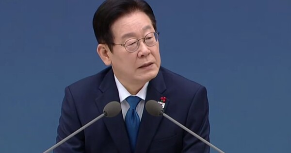 이재명 대통령이 17일 정부세종청사에서 열린  산업부·지식재산처·중소벤처기업부 업무보고에서 발언하고 있다. ⓒ이재명 대통령 유튜브 채널 생중계 갈무리