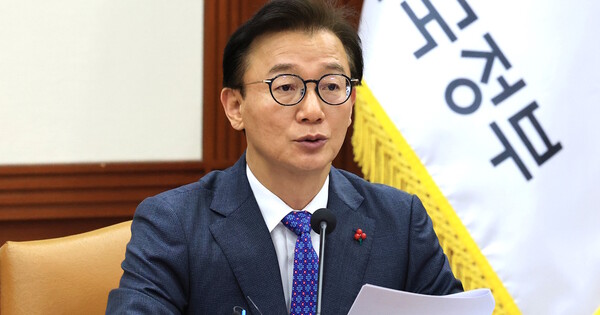 전재수 해양수산부 장관이 2025년 12월2일 서울 종로구 정부서울청사에서 열린 경제관계장관회의 겸 물가관계장관회의에서 발언을 하고 있다. ⓒ 뉴스1