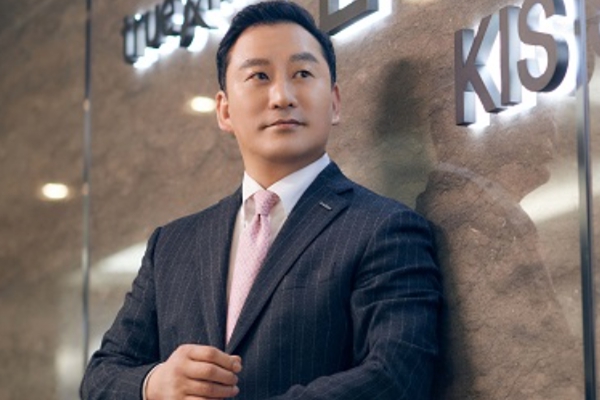 한국투자증권이 원금을 보장해주는 투자상품, 종합투자계좌(IMA) 상품을 국내 최초로 출시했다. 사진은 김성환 한국투자증권 대표이사 사장. ⓒ한국투자증권