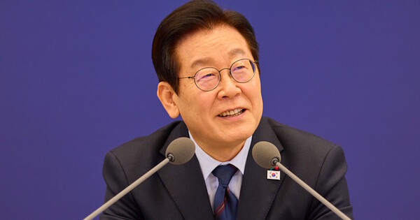 이재명 대통령이 2025년 12월8일 서울 용산 대통령실 청사에서 열린 지방시대위원회 보고회에서 발언하고 있다. ⓒ 뉴스1
