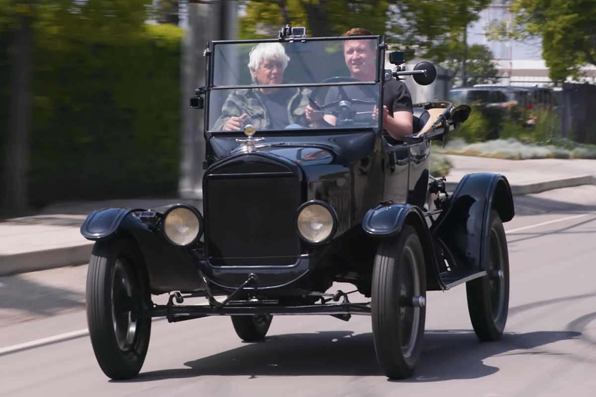 사진 출처 = Youtube 'Jay Leno's Garage'