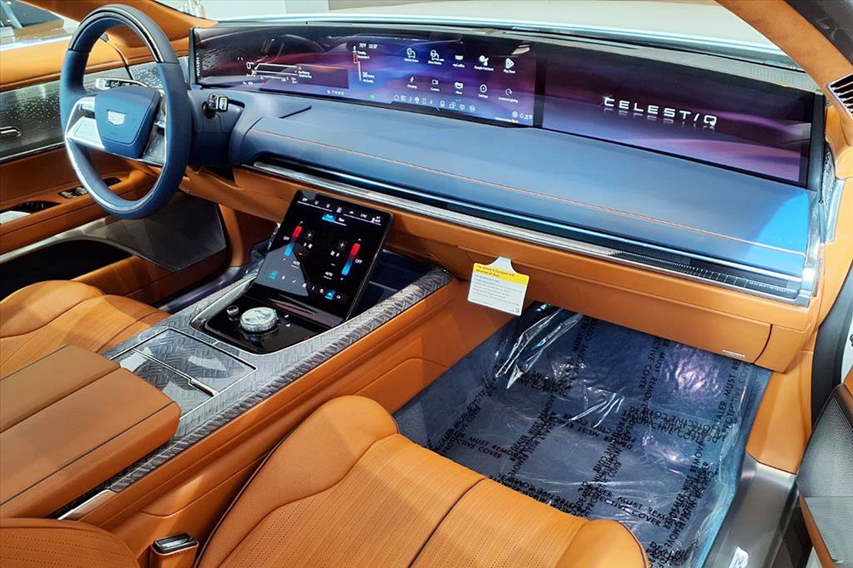 사진 출처 = 'Cadillac of Beverly Hills'