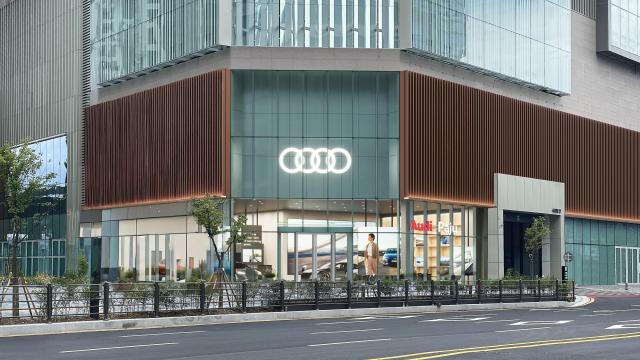 아우디 코리아 파주 전시장 이미지사진아우디