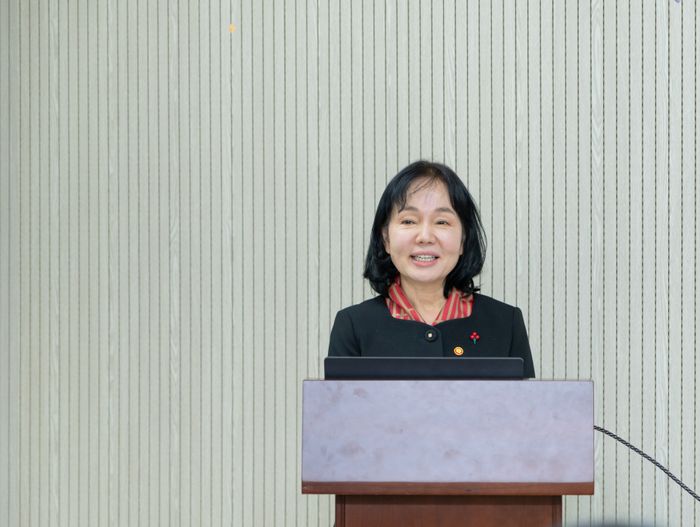 송경희 개인정보보호위원회 위원장이 12월 10일 오후 정부서울청사에서 개인정보위 디지털 포렌식 센터 현판식에 참석해 기념사를 하고 있다.ⓒ개인정보보호위원회