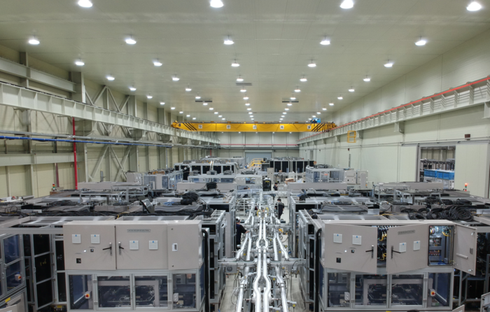 두민의 46파이 원통형 배터리 제조 설비 (두민 제공)