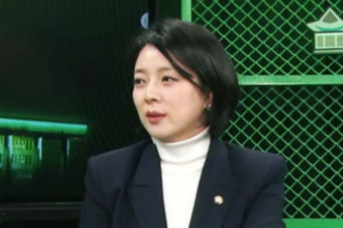 출처: 유튜브 '배현진'