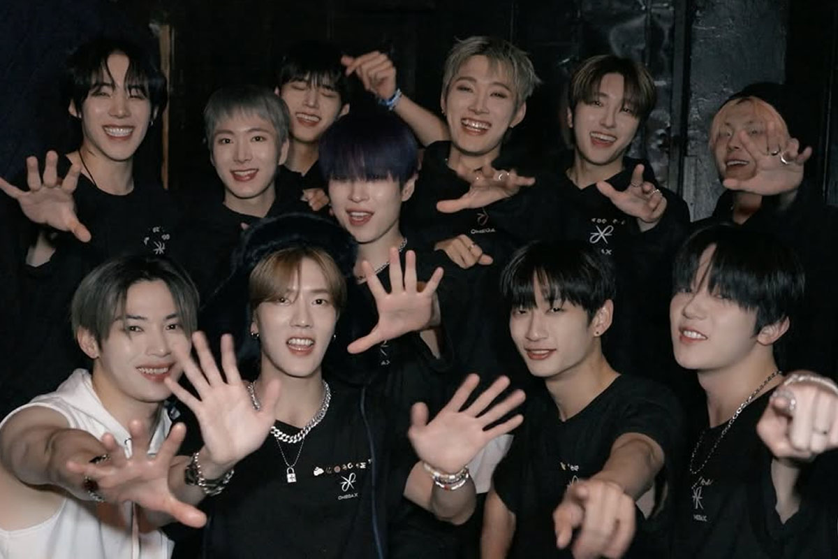 출처 : OMEGA X 공식 인스타그램