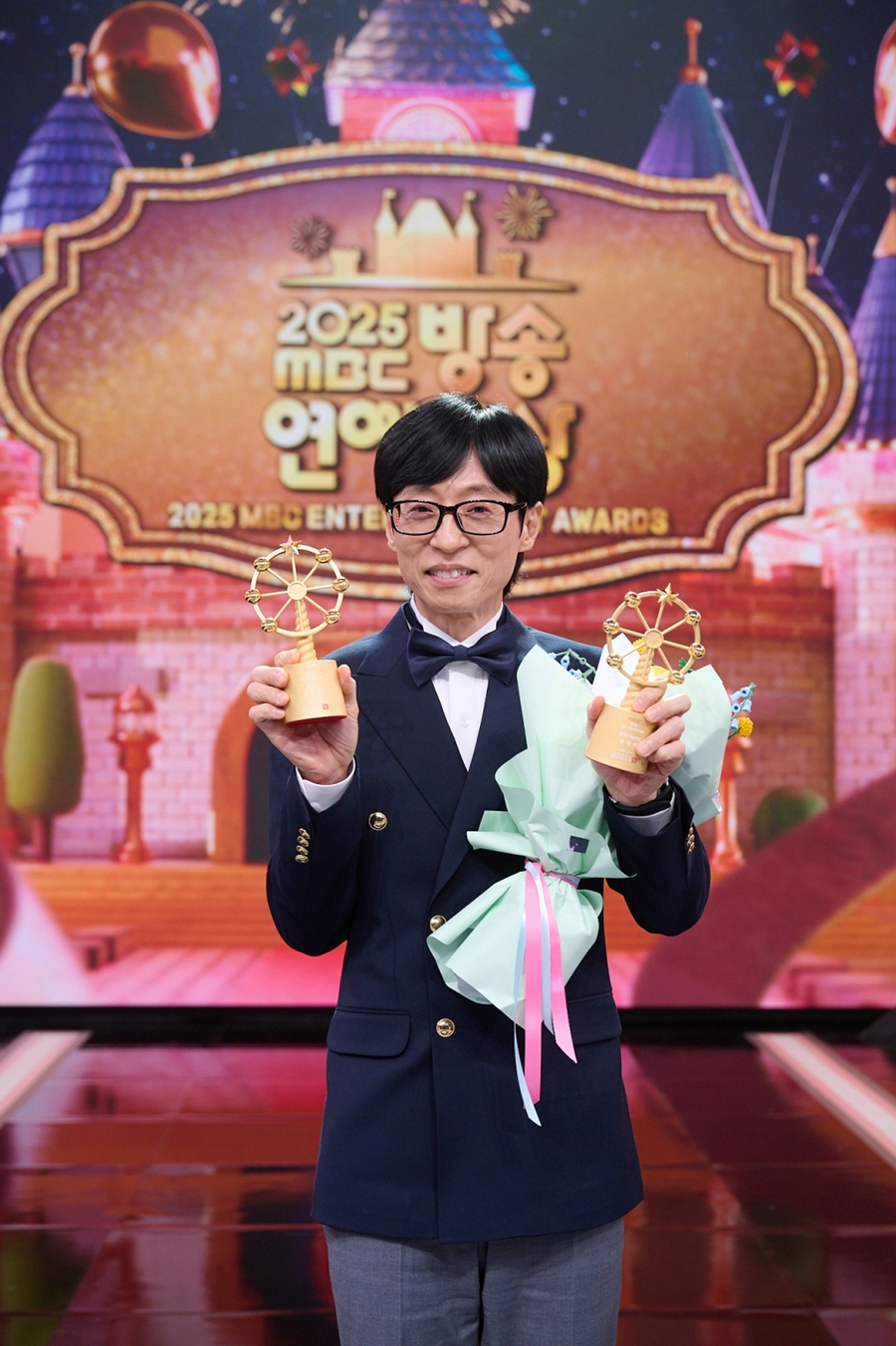'2025 MBC 방송연예대상'에서 대상을 받은 유재석. 사진제공=MBC