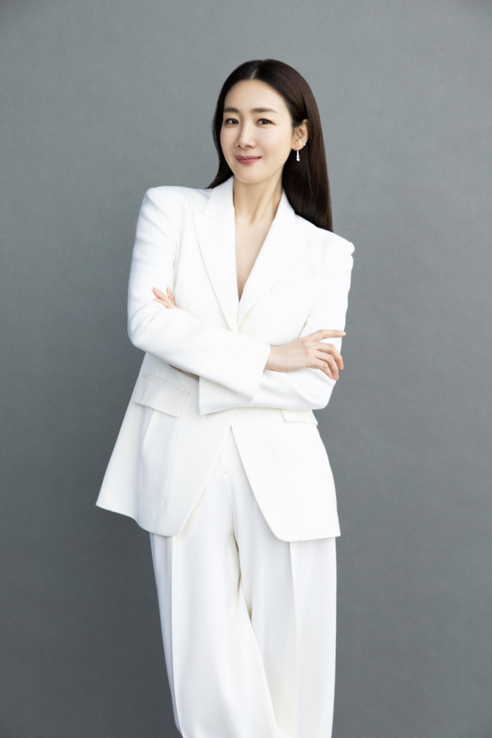 최지우. 사진제공=스튜디오산타클로스엔터테인먼트