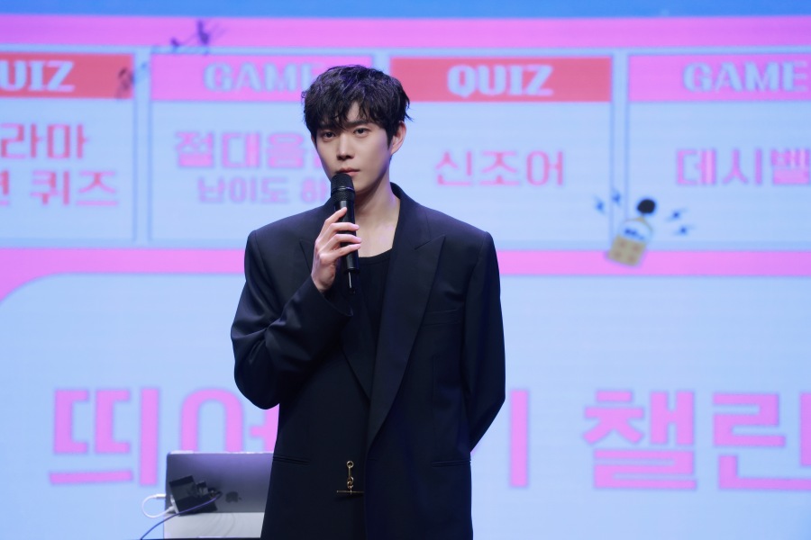 사진 : 아우터유니버스