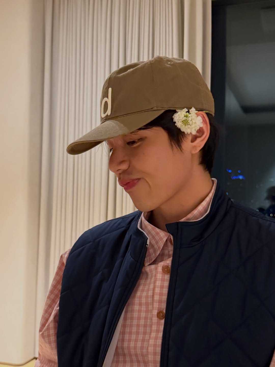 引用:VのInstagramアカウント