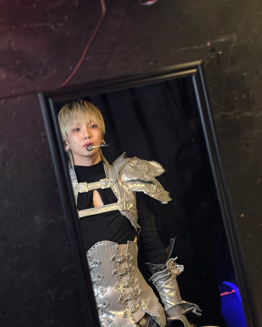  引用：SHINeeのInstagramアカウント