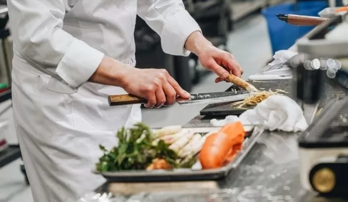 引用:Netflix『白と黒のスプーン ~料理階級戦争~』