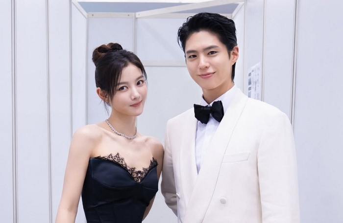  引用：Instagram@awesome_ent_official