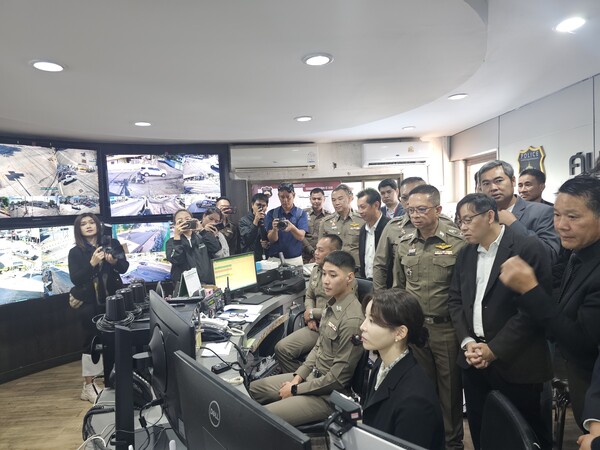 서울시 산하 서울 AI 허브 기업인 피아스페이스가 태국 콘캔 시에서 ‘인공지능(AI) 폐쇄회로(CC)TV 기반 실시간 이상상황 감지 실증사업’의 최종보고회 및 현장 점검을 성료했다. / 피아스페이스