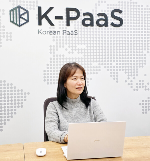 OPA 정책홍보분과위원장을 맡고 있는 김은주 한국지능정보사회진흥원(NIA) 지능기술인프라본부장은 “2025년 K-PaaS 플러그페스트는 국가적으로 멀티·하이브리드 클라우드 기반 DR 체계를 직접 확인하는 검증 무대가 될 것”이라고 말했다. / 정종길 기자