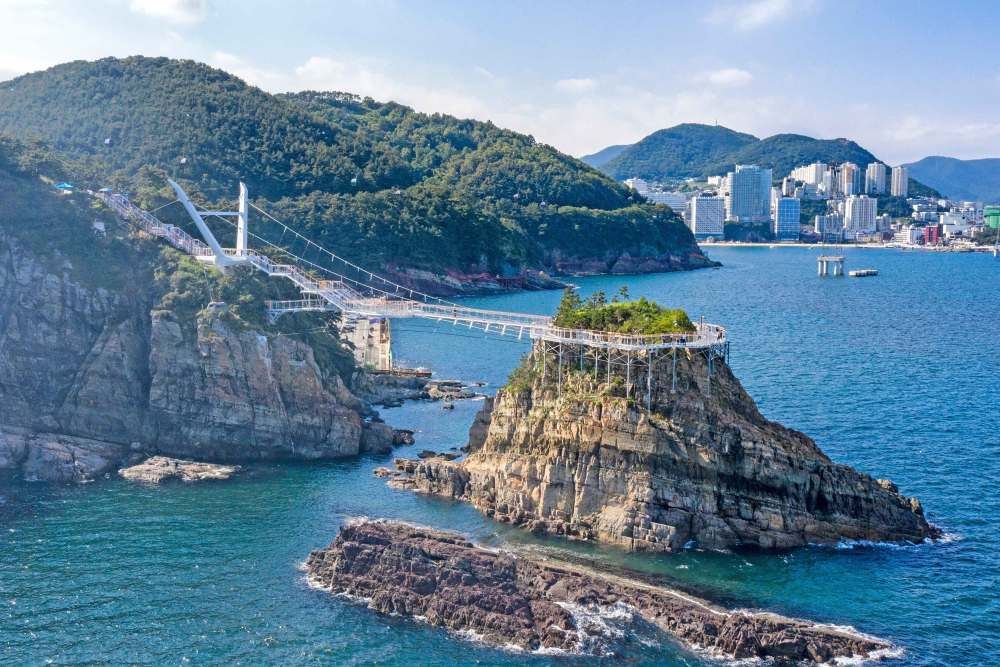 송도용궁구름다리 / 사진=한국관광공사 포토코리아@부산관광공사