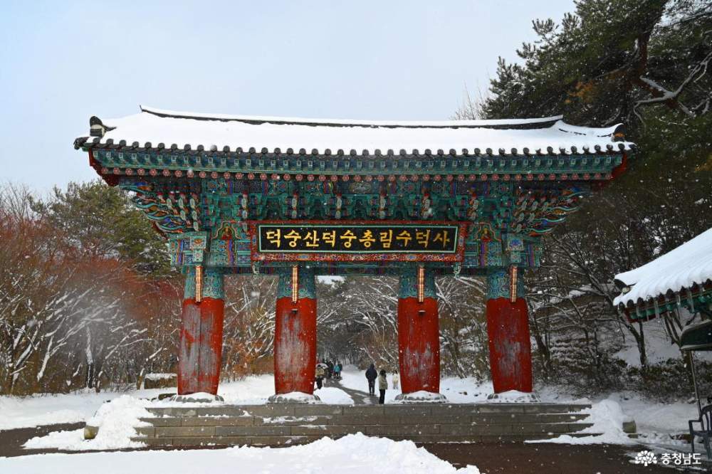 예산 수덕사 / 사진=충남관광누리집 이병헌(ichmount@naver.com)