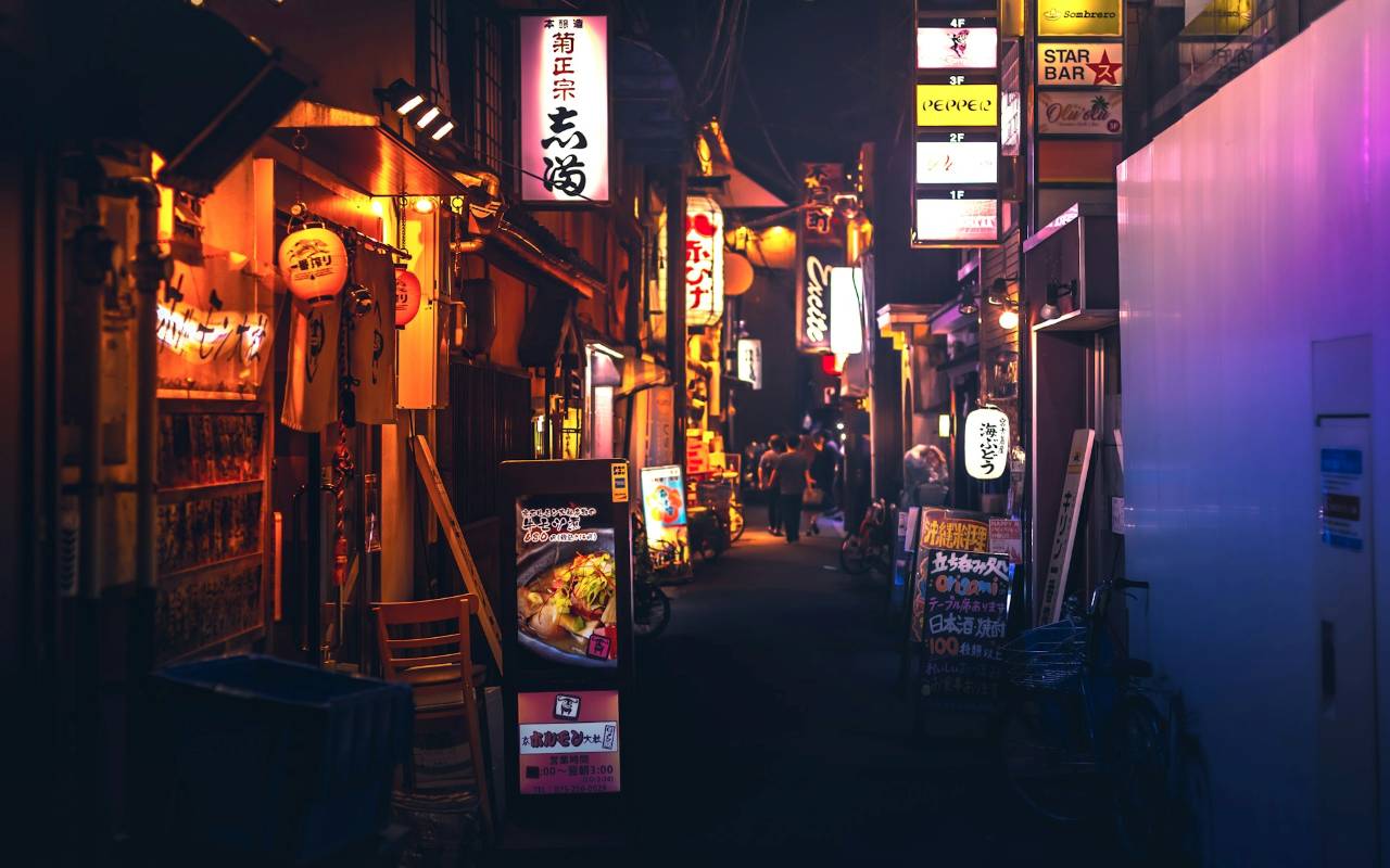 도쿄 골목 / 사진=unsplash@Marek Piwnicki